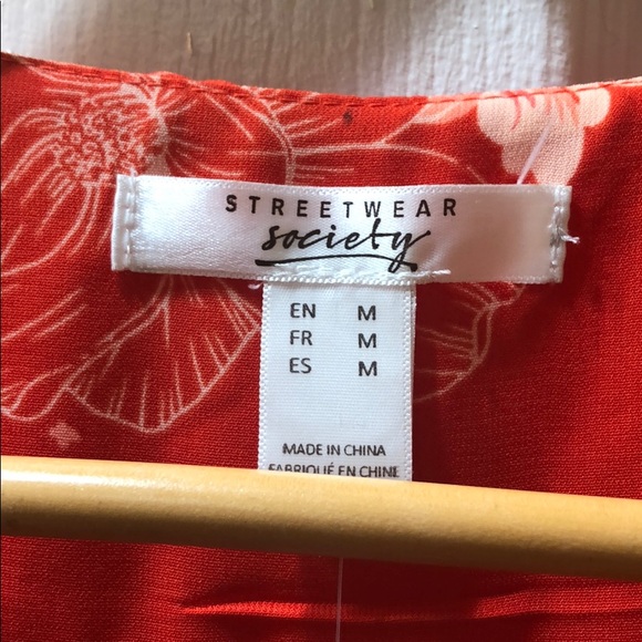 red floral pattern maxi dress - Picture 7 of 8